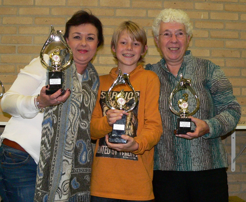 vlnr Janny van der Meer (2e) - Nederland Kampioen Luuk van Balkum - Lies Boskamp-Dik (3e)